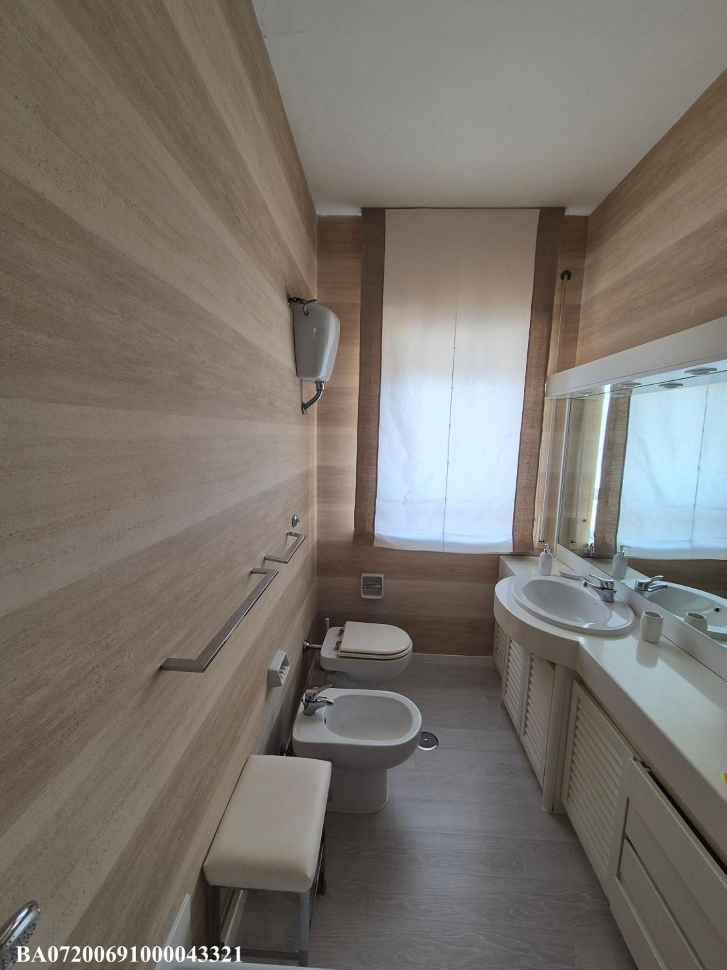 Front Beach Apartment - 3 Bedrooms Bari Bagian luar foto